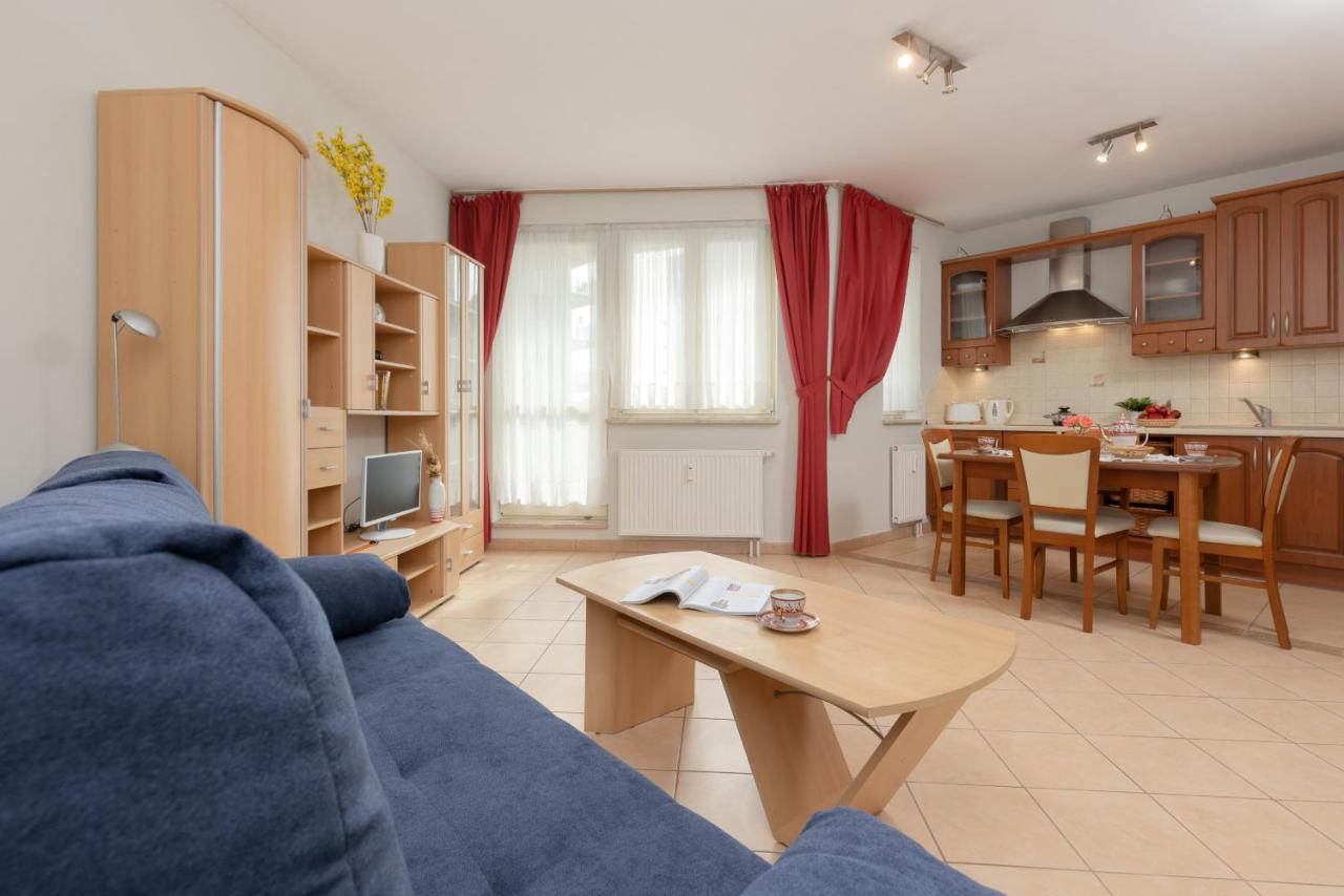 Pejzazowa Apartment Metro Wilanowska Mokotow By Noclegi Renters Warsaw Luaran gambar