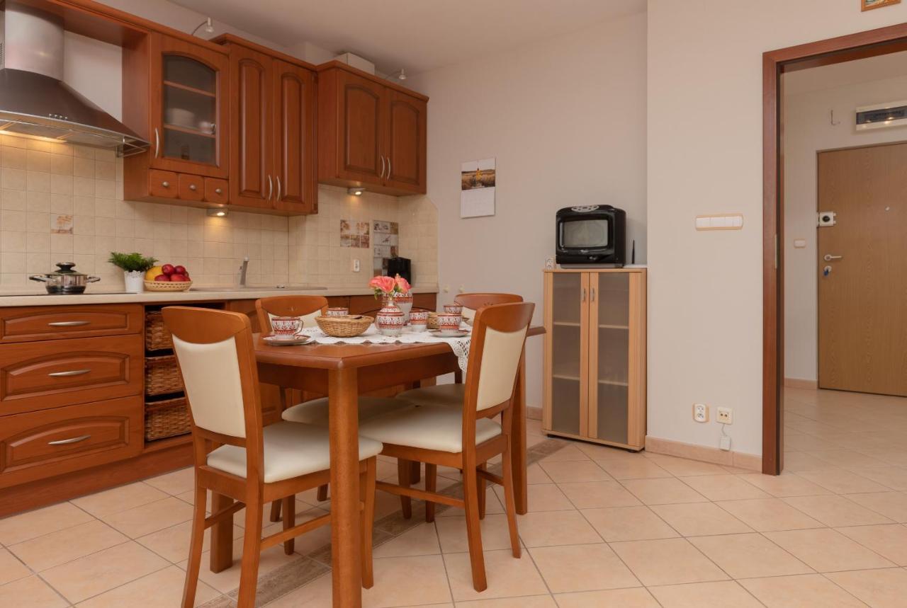 Pejzazowa Apartment Metro Wilanowska Mokotow By Noclegi Renters Warsaw Luaran gambar