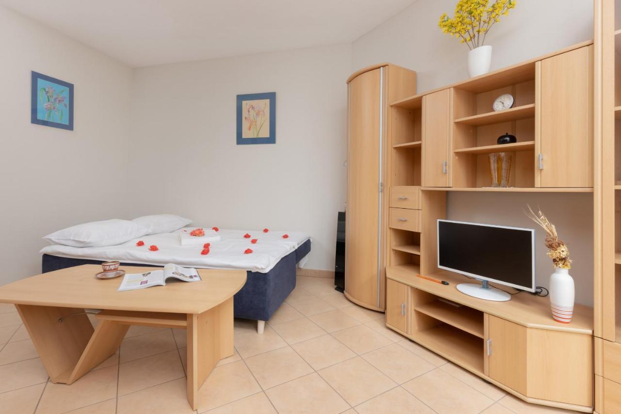 Pejzazowa Apartment Metro Wilanowska Mokotow By Noclegi Renters Warsaw Luaran gambar