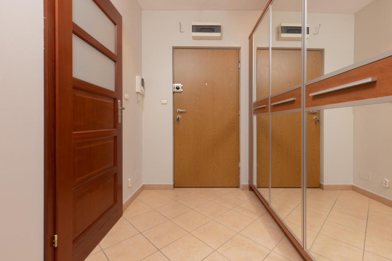 Pejzazowa Apartment Metro Wilanowska Mokotow By Noclegi Renters Warsaw Luaran gambar