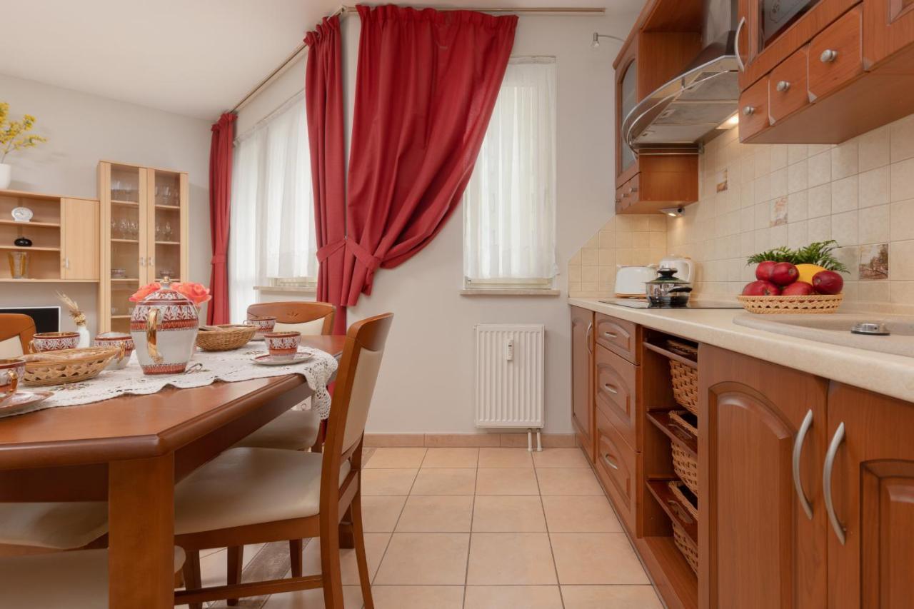 Pejzazowa Apartment Metro Wilanowska Mokotow By Noclegi Renters Warsaw Luaran gambar
